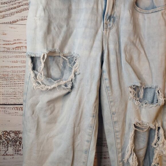 Women's Distressed High Rise Ankle Straight Jeans sz 7 Light Blue - Picture 4 of 11